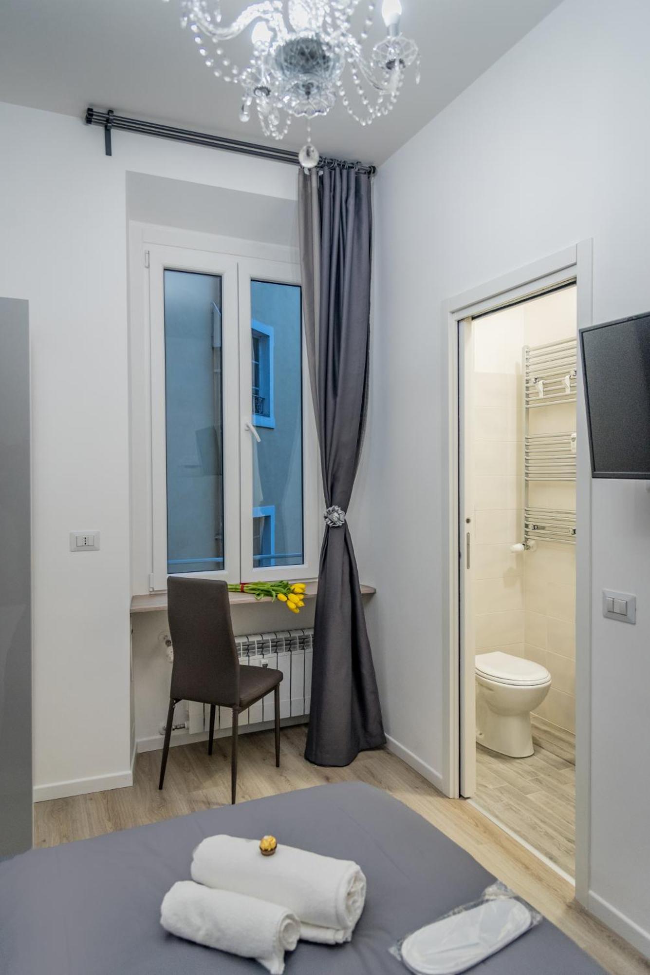 Inside Roma Rooms Exterior photo