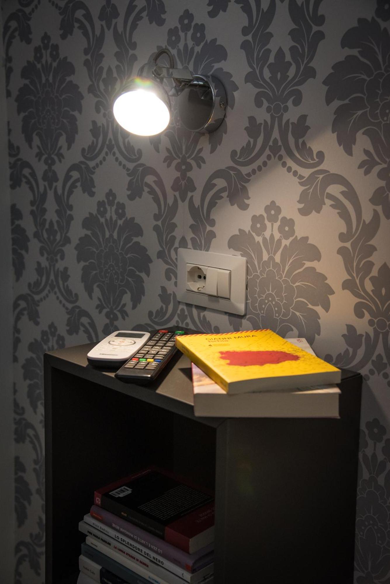 Inside Roma Rooms Exterior photo